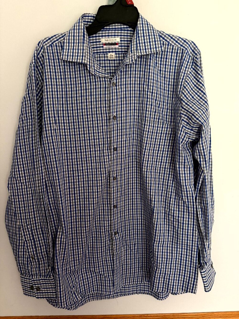 Van Heusen Classic Fit Men's Long Sleeve button down plaid shirt Grey Blue Size